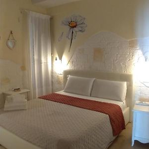My Monopoli- Casa dei Fiori Margherita Centro Storico